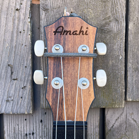 Amahi Ukulele - Light Wood Neck