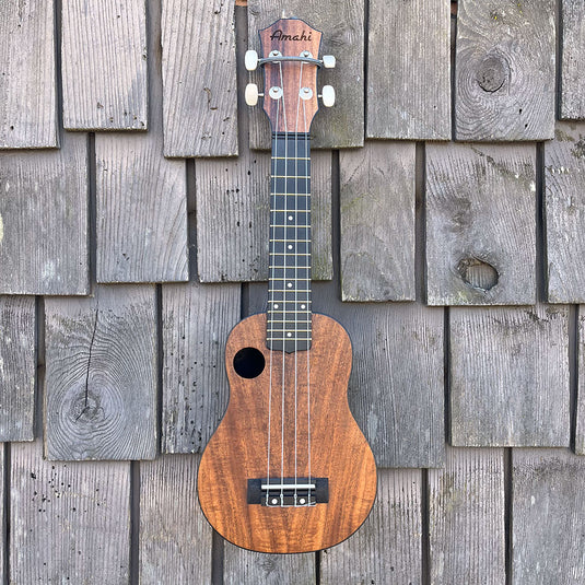 Amahi Ukulele - Light Wood