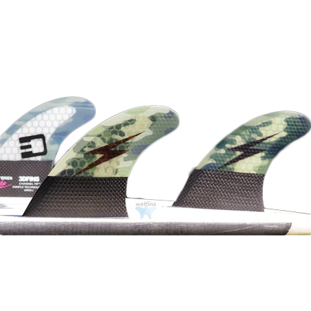 Load image into Gallery viewer, 3D Fins JOB Signature Thruster Fin Set - Camo / Black - On Board

