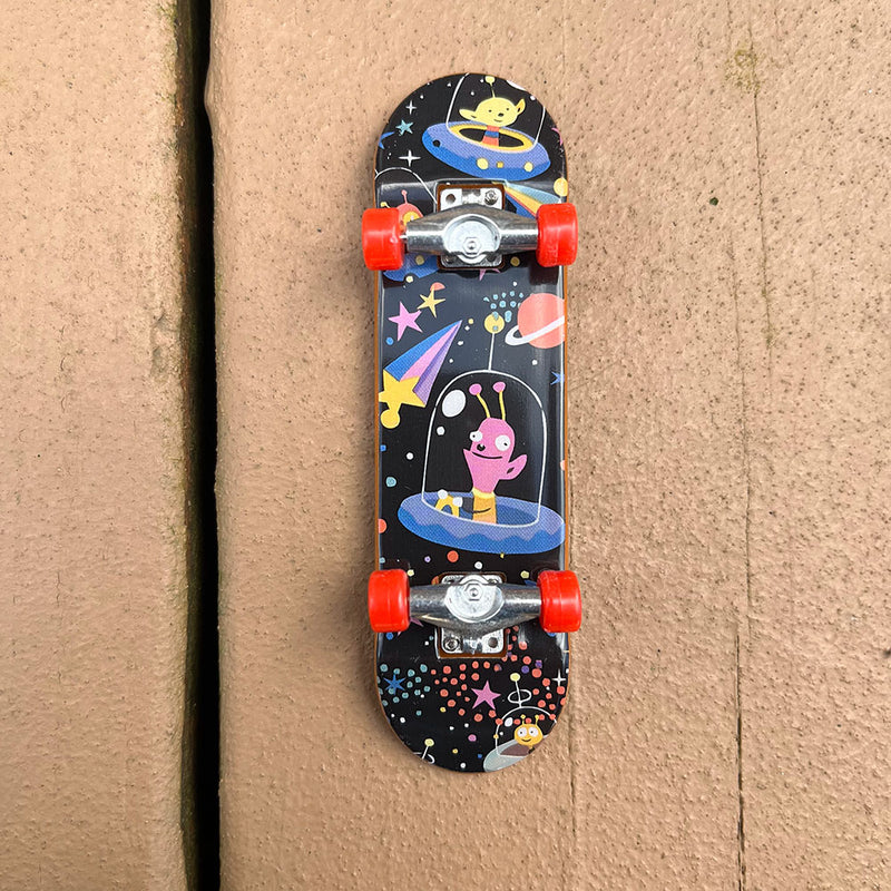 Load image into Gallery viewer, Finger Skateboard
