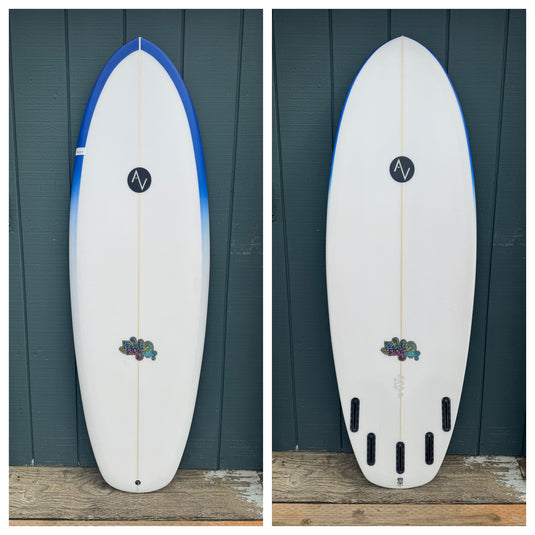 5'8" AV ZuhG Nug Surfboard - blue